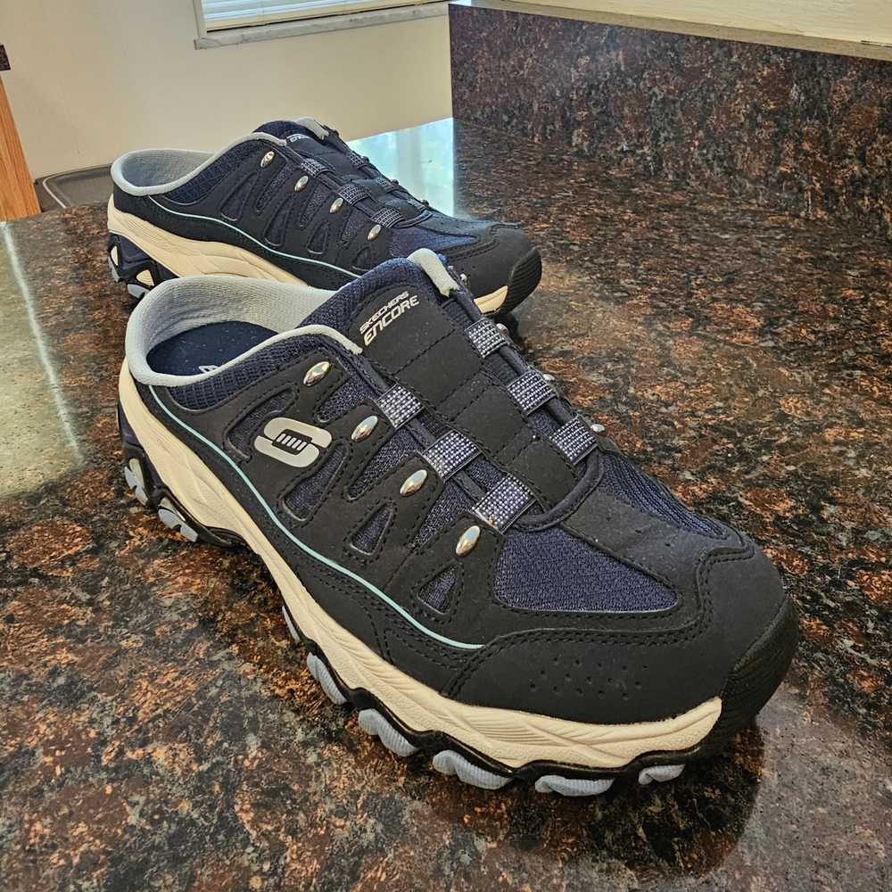 Skechers Encore Sneakers - Picture 7 of 10
